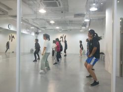 -HI dance 舞室