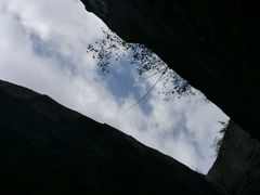 -和平影视娱乐城