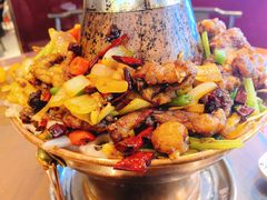 -川流不息·地道川菜·小龙虾(松东路店)