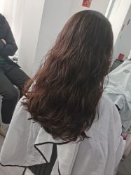 -LILI·HAIR SALON理理造型