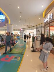 -孔雀手美甲美睫护理