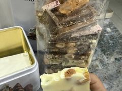 -Laderach 莱德拉(上海环贸iapm店)