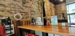 -PE SALON