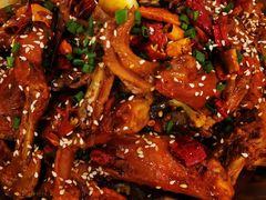 -张大师鸭爪爪特色干锅(南湖店)