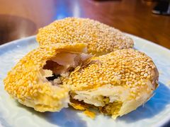 蟹壳黄（苏州名片必点菜）-鑫震源·苏式大虾生煎(山塘街店)