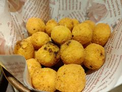 很脆的松露豆腐-新白鹿餐厅(金鹰新街口店)