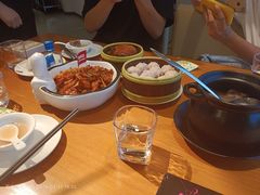 -莲餐厅·湖北菜·潜江小龙虾店(愚园路店)