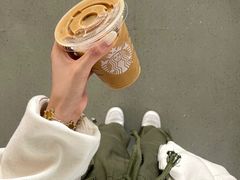 -星巴克(兰州中川机场T2出发店)