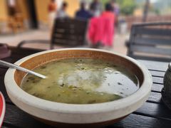 -小洞天柴火土菜馆