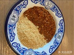 -罗小虎油炸串串