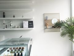 -UNI UNI(环亚凯瑟琳店)