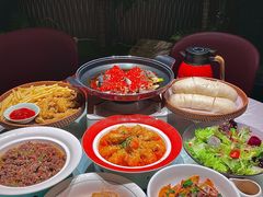 -湘知湘味(岳麓山店)