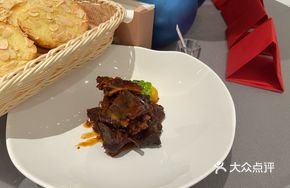 Orange-flavored Pork Ribs