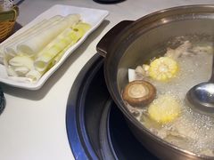 -喃喃椰·糟粕醋·椰子鸡火锅(七堡花园店)