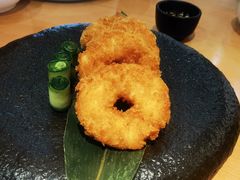 泰式手打虾饼配酸甜梅子酱-simply thai天泰(美罗城店)