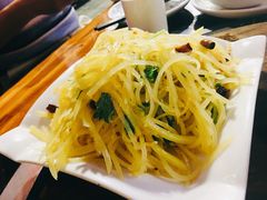-人民公社铁锅炖·东北菜(卫国道店)