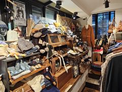 -橡皮书店(翠湖北路店)