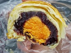 豆沙蛋黄酥-闻酥园(青羊区文殊坊店)