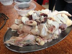连州果园鸡-威邵鸡煲(西华路总店)
