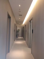 -PE SALON