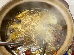 -威邵鸡煲(西华路总店)