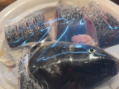 -帅巴人舅母子腊蹄民俗村