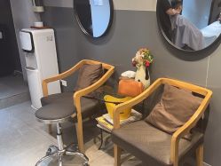 -G.O.T salon