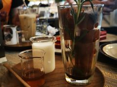 蜂蜜牛奶冰咖啡-良木缘咖啡西餐(蜀汉路店)