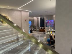 -新蝶变皮肤管理中心