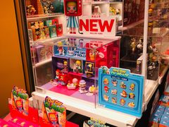 -泡泡玛特POPMART(杭州乐堤港店)