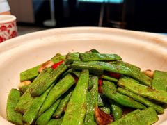 -泓历皇朝酒店(东亭店)