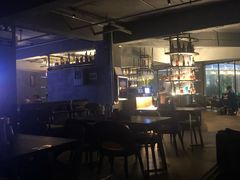 -弥庐酒吧KTV(庐山店)