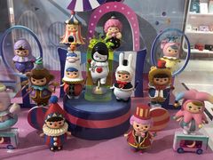 -泡泡玛特POPMART(国金街店)