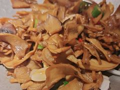 -卢大鲜鱼头捞饭(美利广场店)