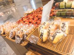 -Bread Talk 面包新语(荟聚店)