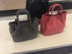 -BeLLE 百丽(凯德闵行商业中心店)