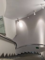 -亿美医疗美容·半岛大超炮官方授权店