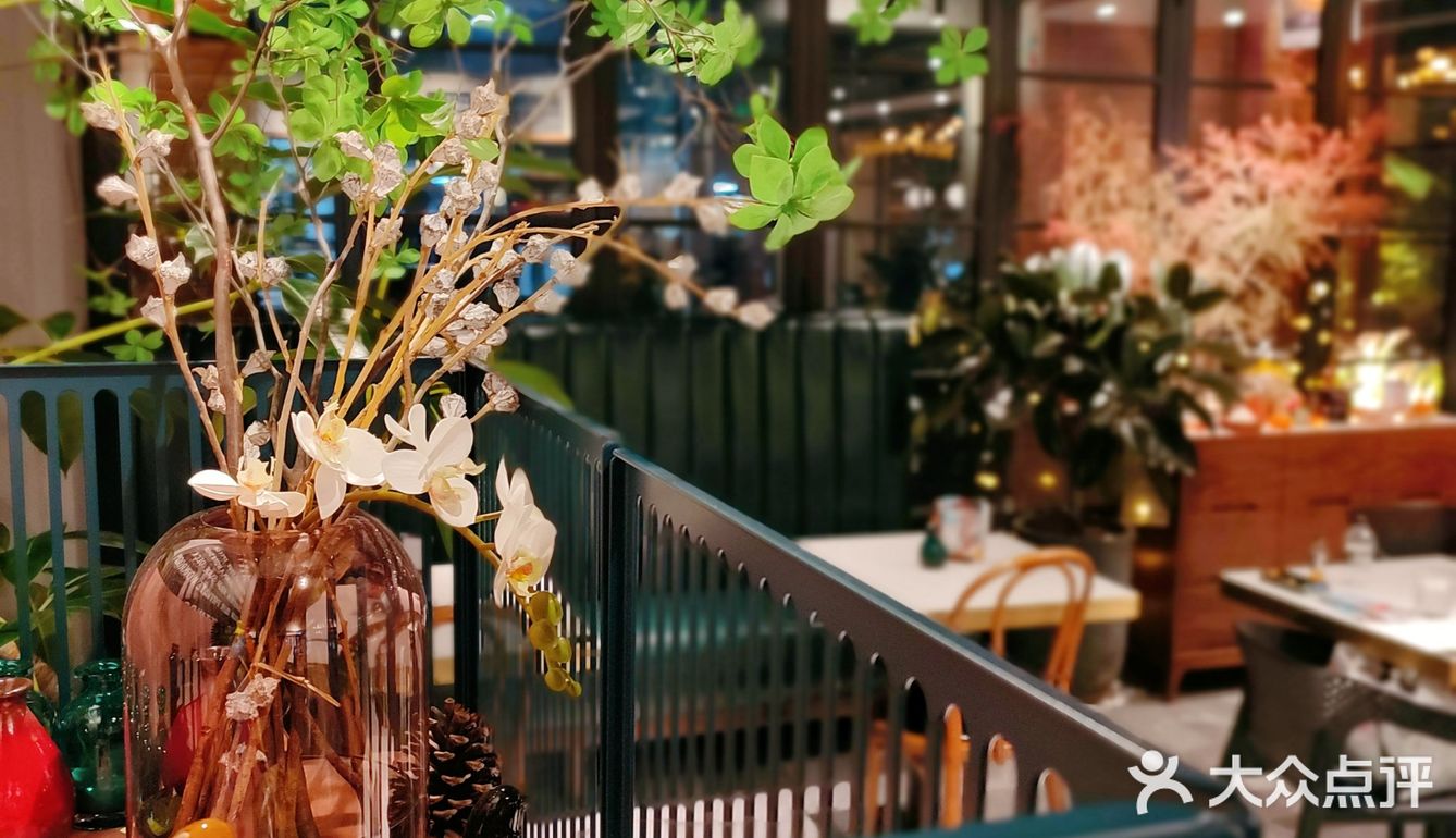 Nicepeople，花园氛围感很浓的别致餐厅[亲亲]