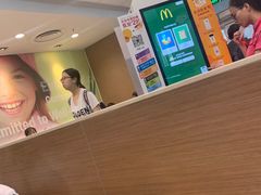 -麦当劳(轻轨曹杨路店)