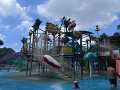-大河马水上世界