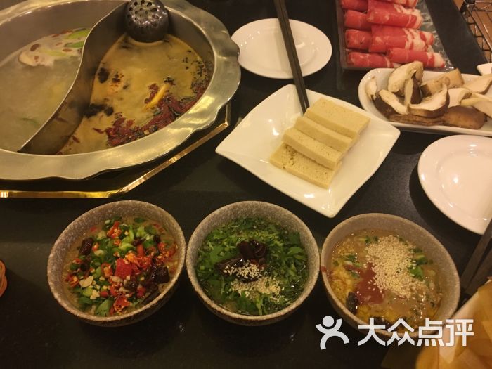 金山城重庆老火锅(93年·老店)图片 - 第2张