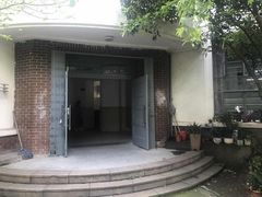 教学楼-上海市民办新华初级中学