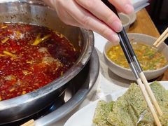 -肖肖酸萝卜鱼火锅(总店)