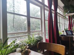 靠窗位-雕刻时光咖啡馆(北师大店)
