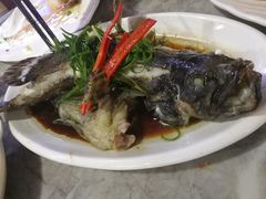 -四川小胡子海鲜(丁村万人海鲜广场店)