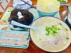 -老何家后安粉·糟粕醋海鲜火锅(三亚湾椰梦长廊店)