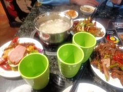-豪食国际美食自助(裕华路店)