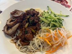 -鼓楼吃面·肉啃肉(南锣鼓巷店)