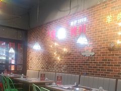 -哈尔滨烧烤·山河村铁锅炖(交大店)