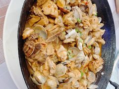 铁锅嘎啦鸡-公寓家常菜馆(海军博物馆店)